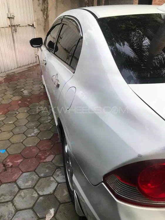 Honda Civic 2010 for Sale in Mandi bahauddin Honda Civic 2010 for Sale in Mandi bahauddin Image-5