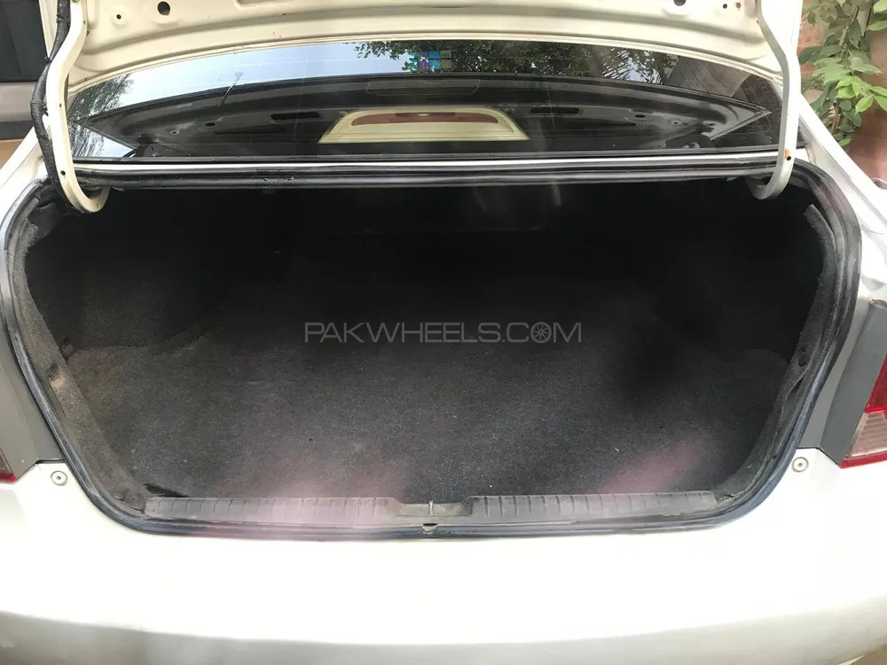 Honda Civic 2010 for Sale in Mandi bahauddin Honda Civic 2010 for Sale in Mandi bahauddin Image-19