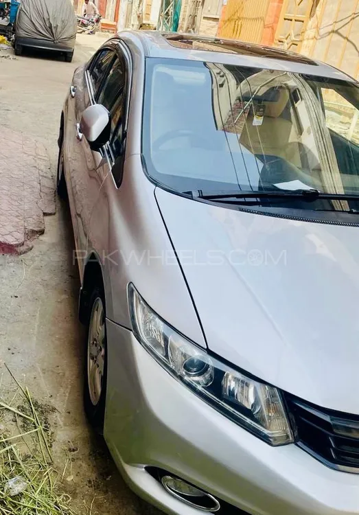 Honda Civic 2013 for Sale in Faisalabad Honda Civic 2013 for Sale in Faisalabad Image-9