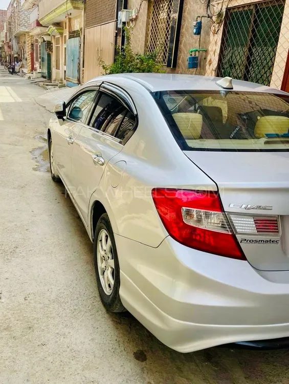 Honda Civic 2013 for Sale in Faisalabad Honda Civic 2013 for Sale in Faisalabad Image-5