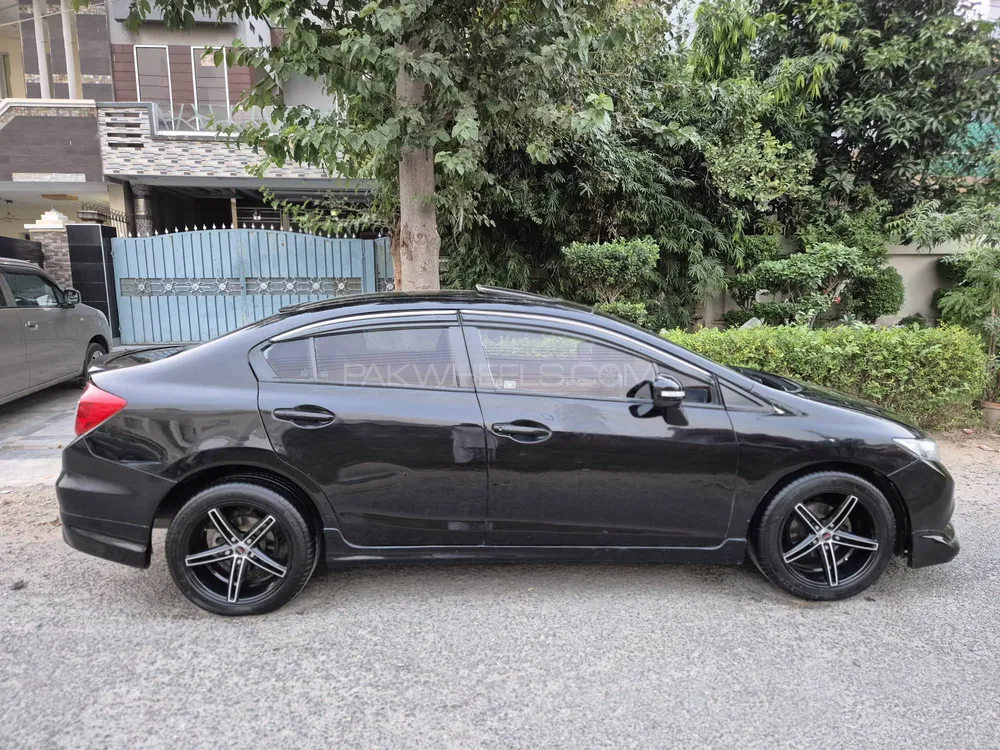 Honda Civic 2013 for Sale in Lahore Honda Civic 2013 for Sale in Lahore Image-4