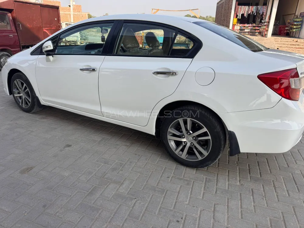 Honda Civic 2015 for Sale in Rahim Yar Khan Honda Civic 2015 for Sale in Rahim Yar Khan Image-14
