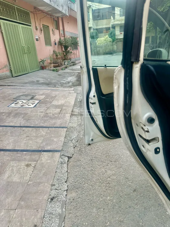 Honda Life 2007 for Sale in Lahore Honda Life 2007 for Sale in Lahore Image-8