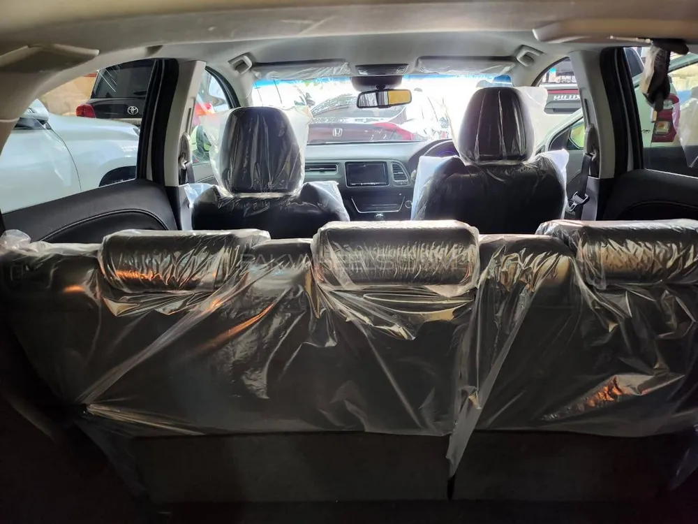 Honda Vezel 2019 for Sale in Multan Honda Vezel 2019 for Sale in Multan Image-8