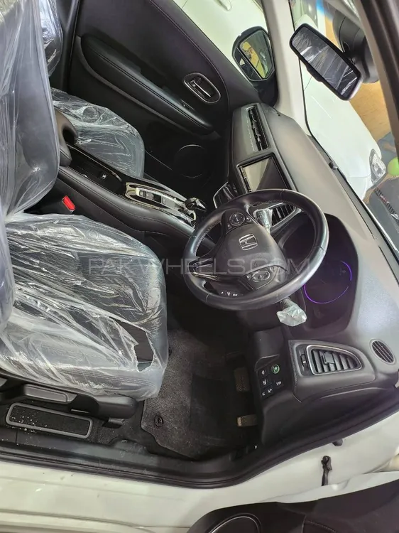 Honda Vezel 2019 for Sale in Multan Honda Vezel 2019 for Sale in Multan Image-1