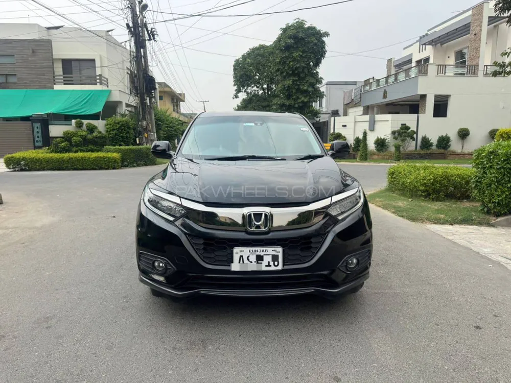 Honda Vezel 2019 for Sale in Lahore Honda Vezel 2019 for Sale in Lahore Image-6