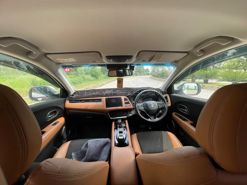 Honda Vezel 2019 for Sale in Mardan Honda Vezel 2019 for Sale in Mardan Image-7