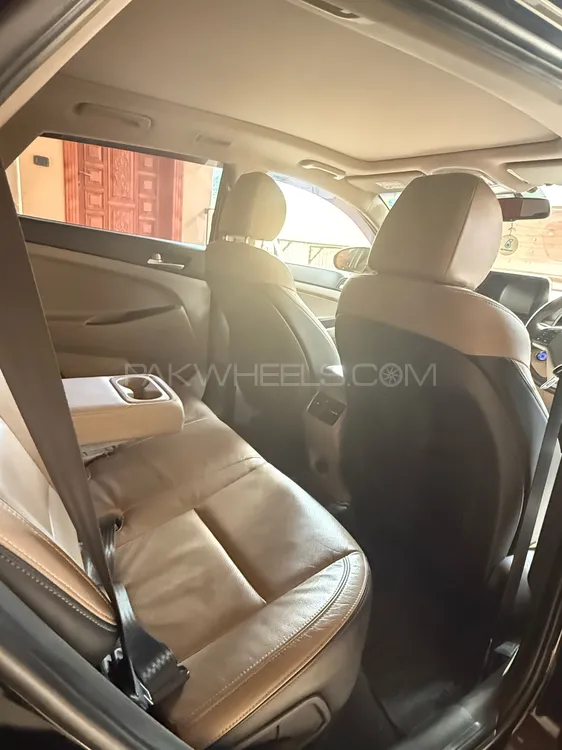 Hyundai Tucson 2023 for Sale in Lahore Hyundai Tucson 2023 for Sale in Lahore Image-14