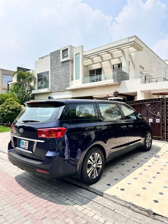 KIA Carnival 2019 for Sale in Lahore KIA Carnival 2019 for Sale in Lahore Image-5