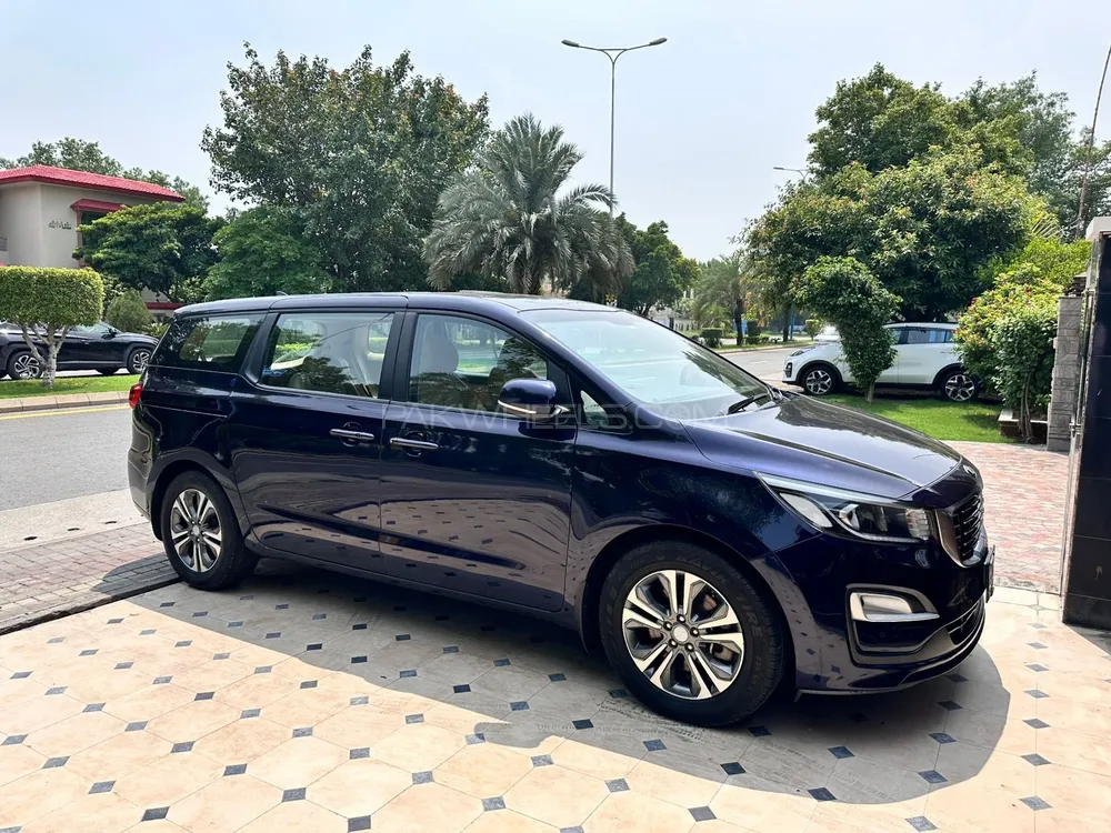 KIA Carnival 2019 for Sale in Lahore KIA Carnival 2019 for Sale in Lahore Image-2