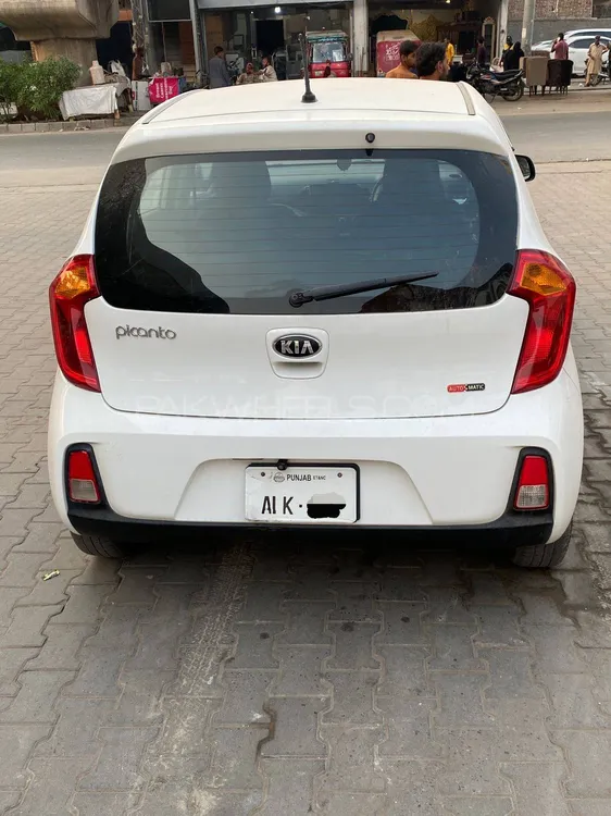 KIA Picanto 2022 for Sale in Multan KIA Picanto 2022 for Sale in Multan Image-5