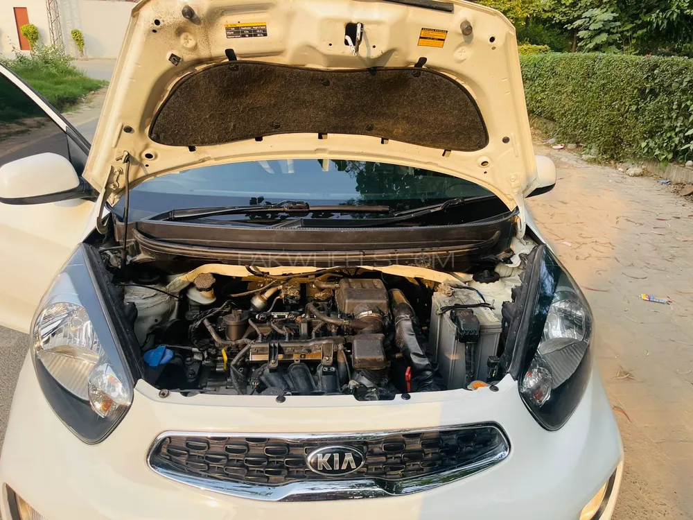 KIA Picanto 2024 for Sale in Lahore KIA Picanto 2024 for Sale in Lahore Image-6