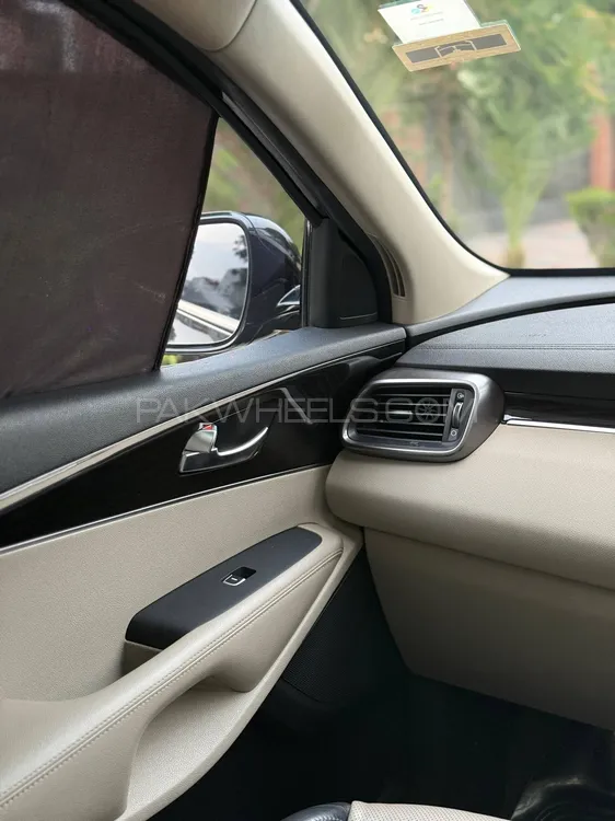 KIA Sorento 2022 for Sale in Lahore KIA Sorento 2022 for Sale in Lahore Image-6