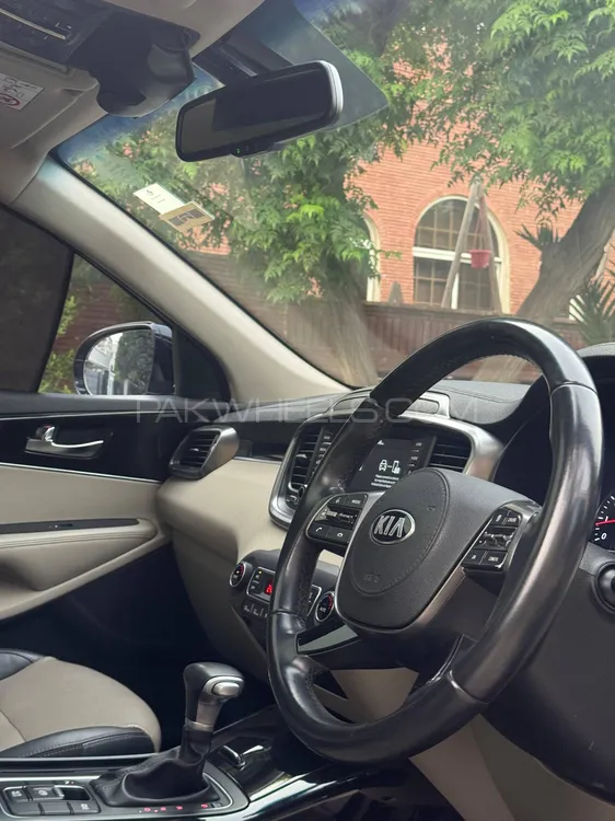 KIA Sorento 2022 for Sale in Lahore KIA Sorento 2022 for Sale in Lahore Image-8