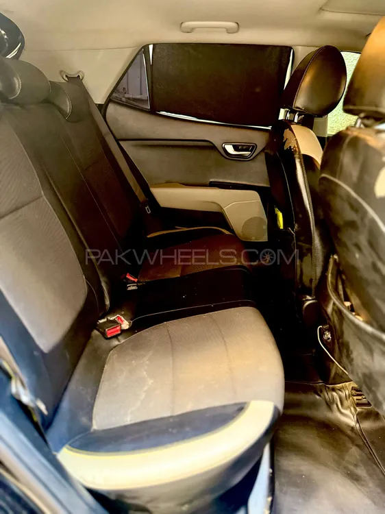 KIA Stonic 2022 for Sale in Karachi KIA Stonic 2022 for Sale in Karachi Image-8