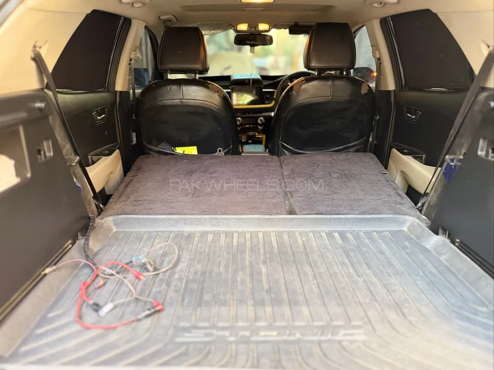KIA Stonic 2022 for Sale in Karachi KIA Stonic 2022 for Sale in Karachi Image-6