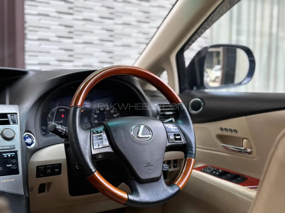 Lexus RX Series 2011 for Sale in Karachi Lexus RX Series 2011 for Sale in Karachi Image-16