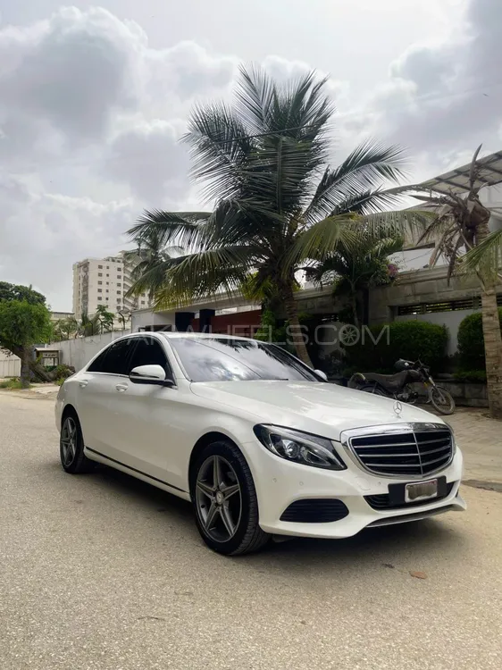 Mercedes Benz C Class 2018 for Sale in Karachi Mercedes Benz C Class 2018 for Sale in Karachi Image-2