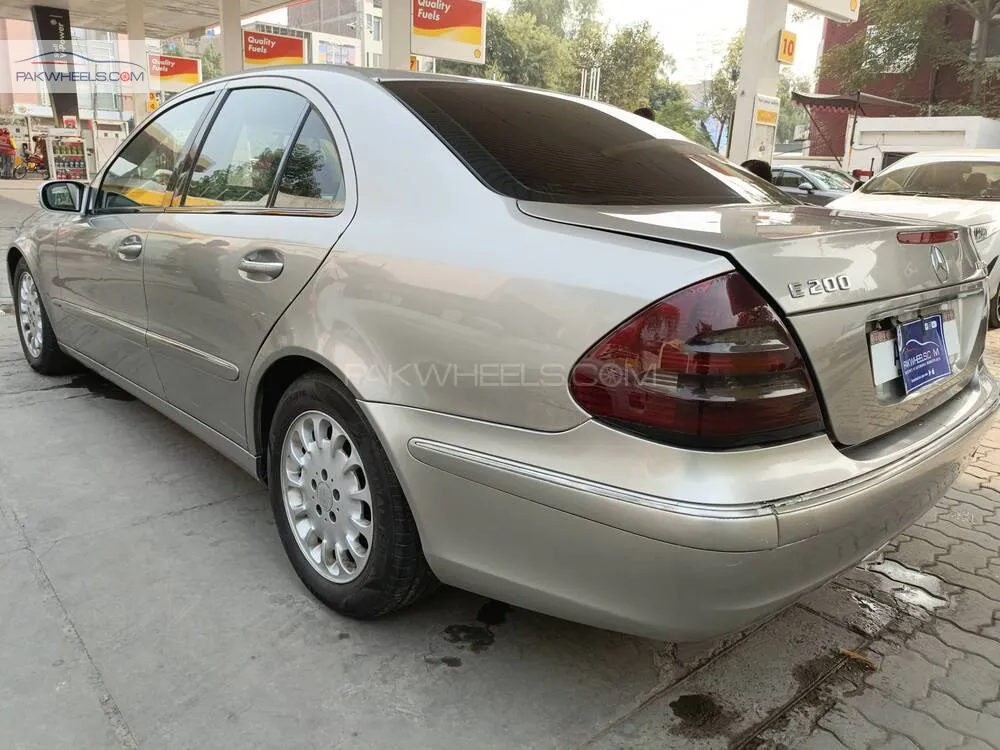مرسڈیز بینز ای کلاس 2004 for Sale in فیصل آباد مرسڈیز بینز ای کلاس 2004 for Sale in فیصل آباد Image-5