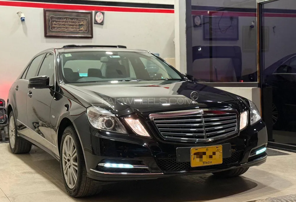 مرسڈیز بینز ای کلاس 2011 for Sale in کراچی مرسڈیز بینز ای کلاس 2011 for Sale in کراچی Image-1