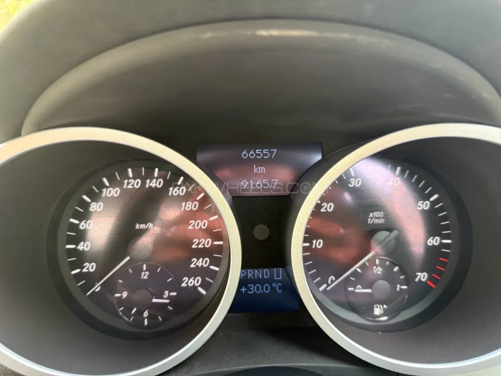 Mercedes Benz SLK Class 2004 for Sale in Karachi Mercedes Benz SLK Class 2004 for Sale in Karachi Image-14