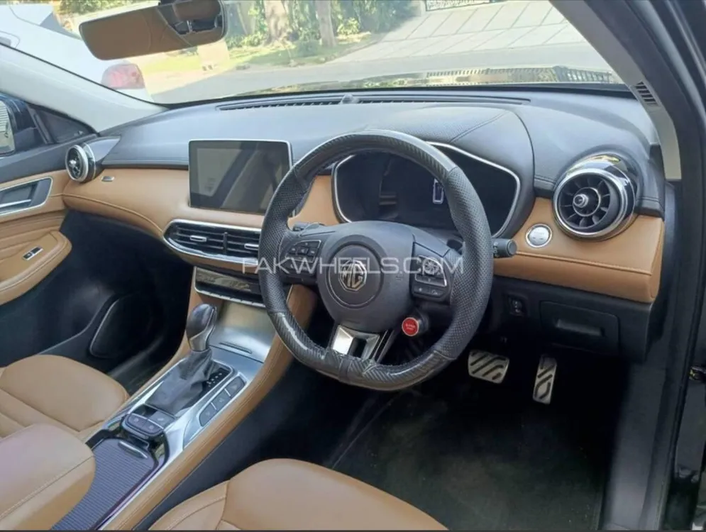 MG HS 2023 for Sale in Lahore MG HS 2023 for Sale in Lahore Image-4