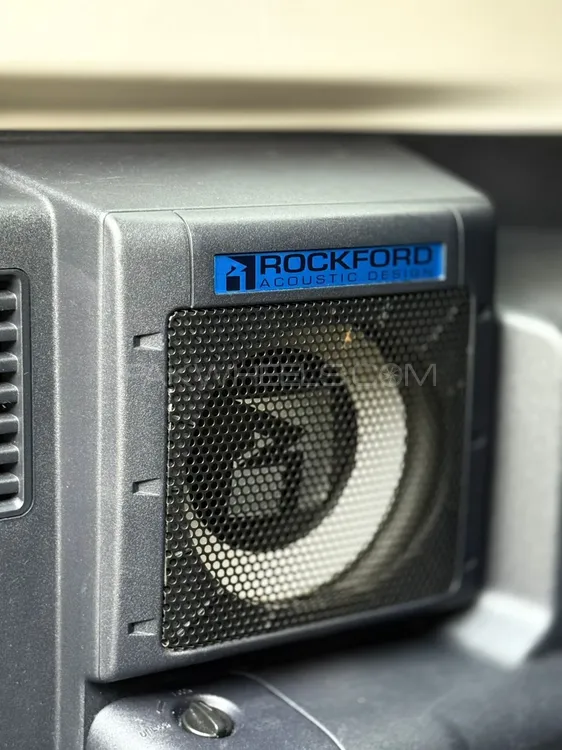 Mitsubishi Pajero 2010 for Sale in Lahore Mitsubishi Pajero 2010 for Sale in Lahore Image-10