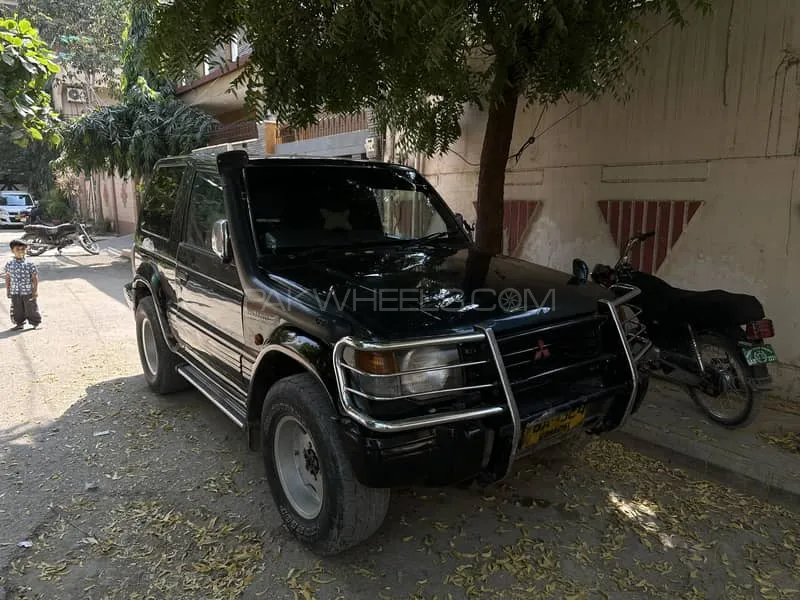 Mitsubishi Pajero 1987 for Sale in Karachi Mitsubishi Pajero 1987 for Sale in Karachi Image-8