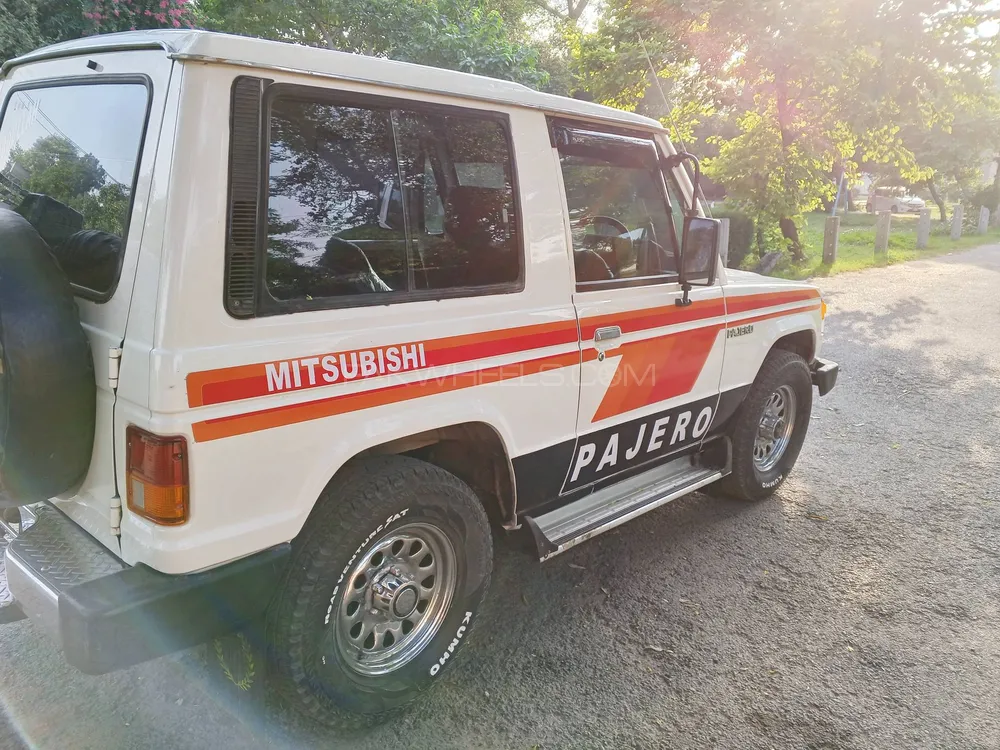 Mitsubishi Pajero 1991 for Sale in Lahore Mitsubishi Pajero 1991 for Sale in Lahore Image-5