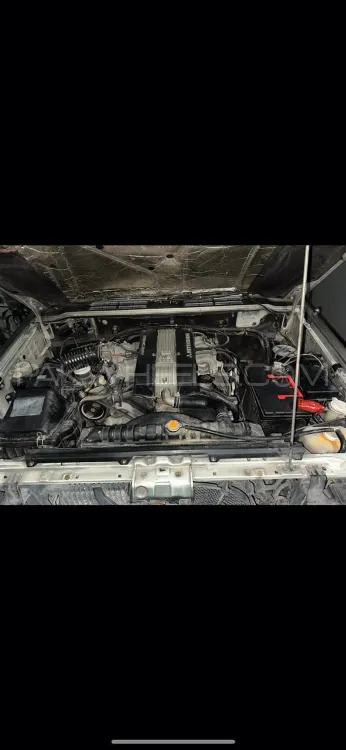 مٹسوبیشی پجیرو 1992 for Sale in پشاور مٹسوبیشی پجیرو 1992 for Sale in پشاور Image-13