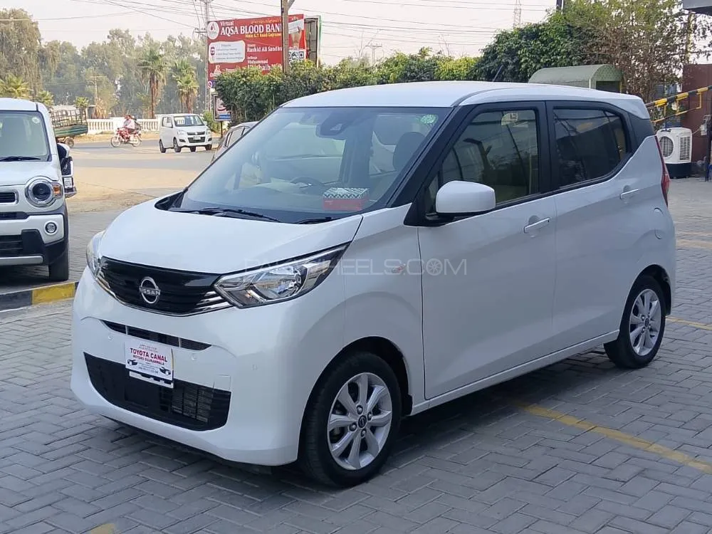 Nissan Dayz 2024 for Sale in Gujranwala Nissan Dayz 2024 for Sale in Gujranwala Image-6