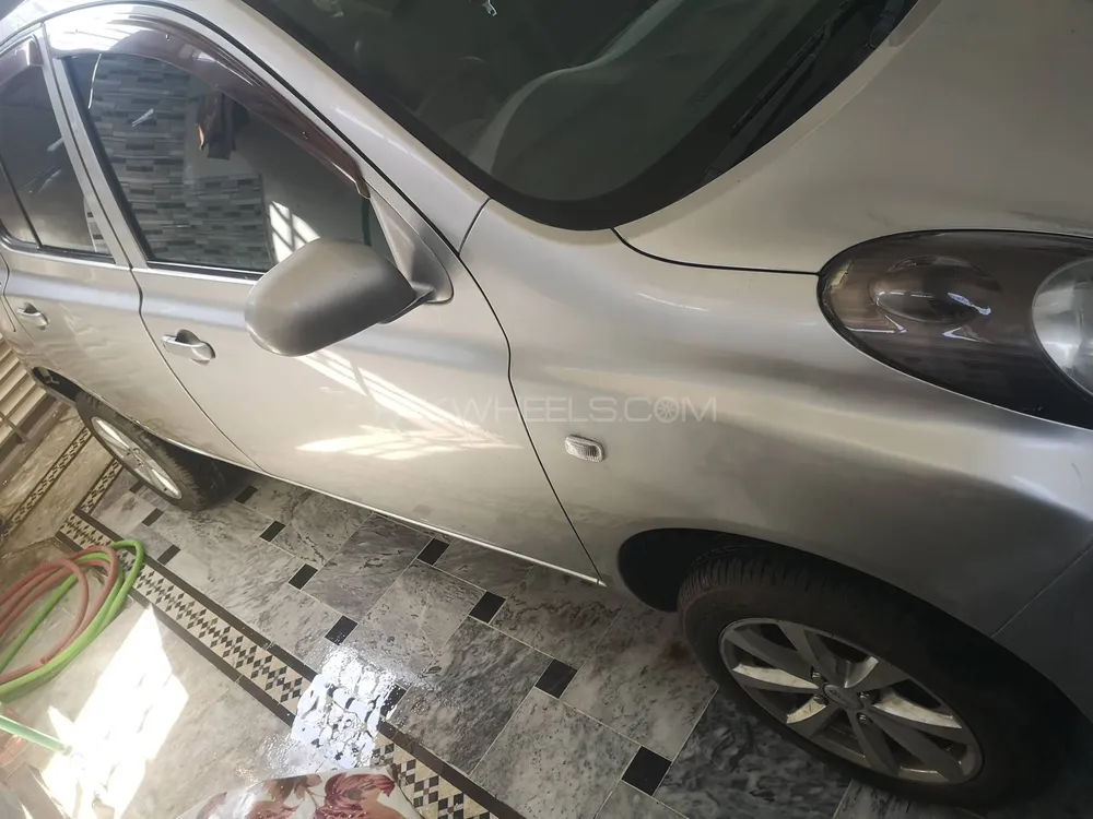 Nissan March 2003 for Sale in Gujrat Nissan March 2003 for Sale in Gujrat Image-1