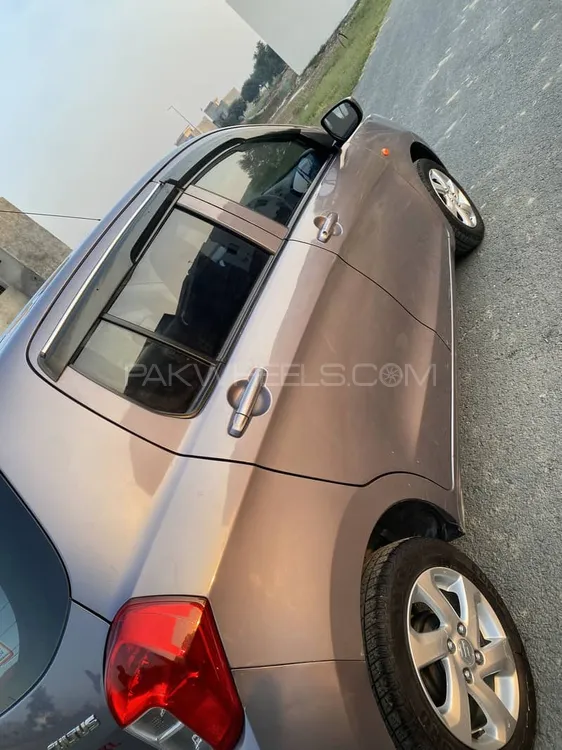 Suzuki Cultus 2021 for Sale in Gujranwala Suzuki Cultus 2021 for Sale in Gujranwala Image-1
