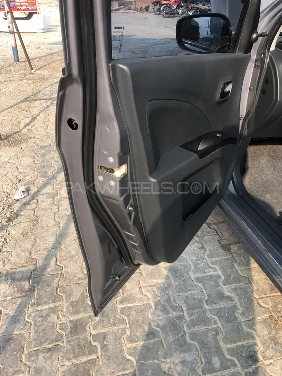 Suzuki Cultus 2019 for Sale in Multan Suzuki Cultus 2019 for Sale in Multan Image-8