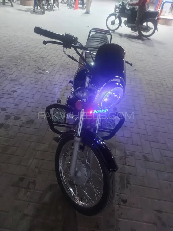 Suzuki GS 150 2015 for Sale Suzuki GS 150 2015 for Sale Image-10