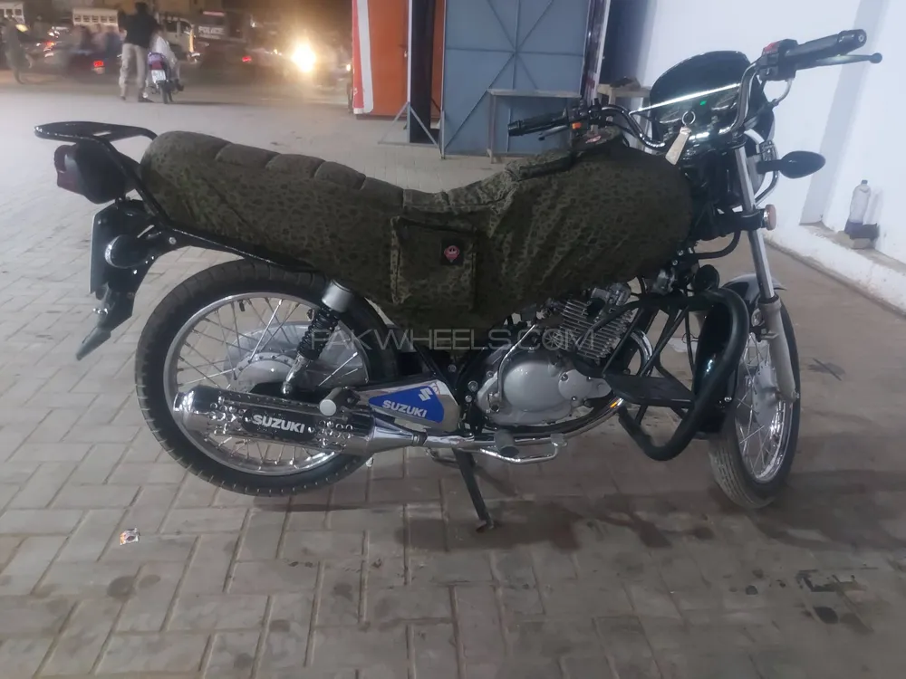 Suzuki GS 150 2015 for Sale Suzuki GS 150 2015 for Sale Image-16