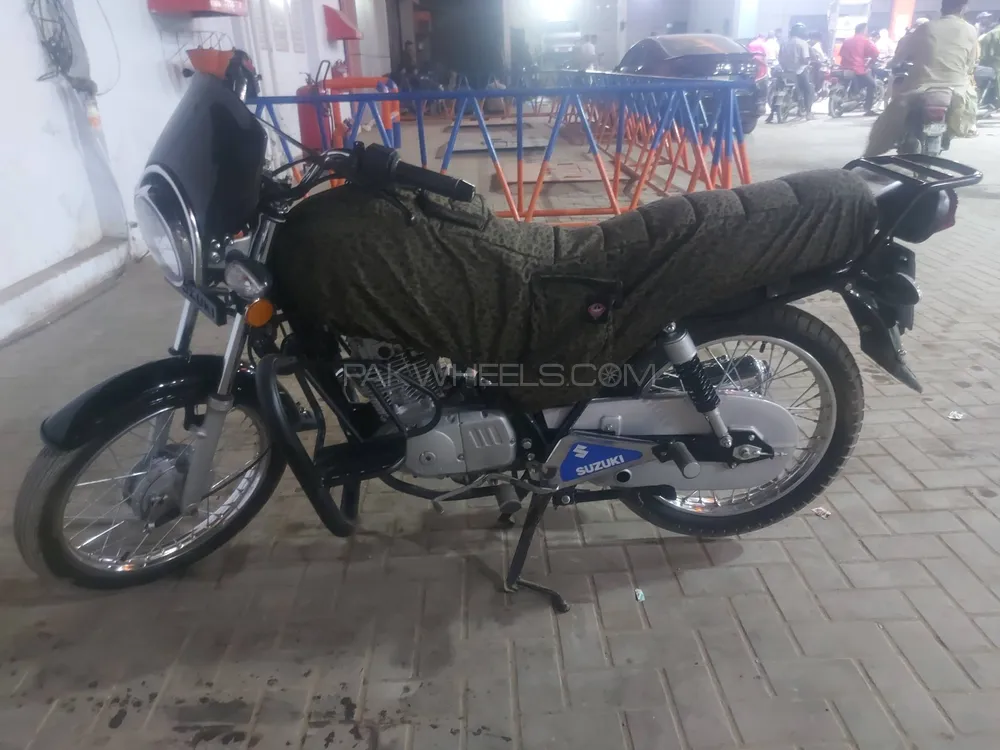 Suzuki GS 150 2015 for Sale Suzuki GS 150 2015 for Sale Image-18