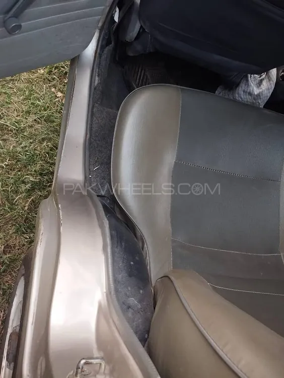 Suzuki Mehran 2017 for Sale in Lahore Suzuki Mehran 2017 for Sale in Lahore Image-2