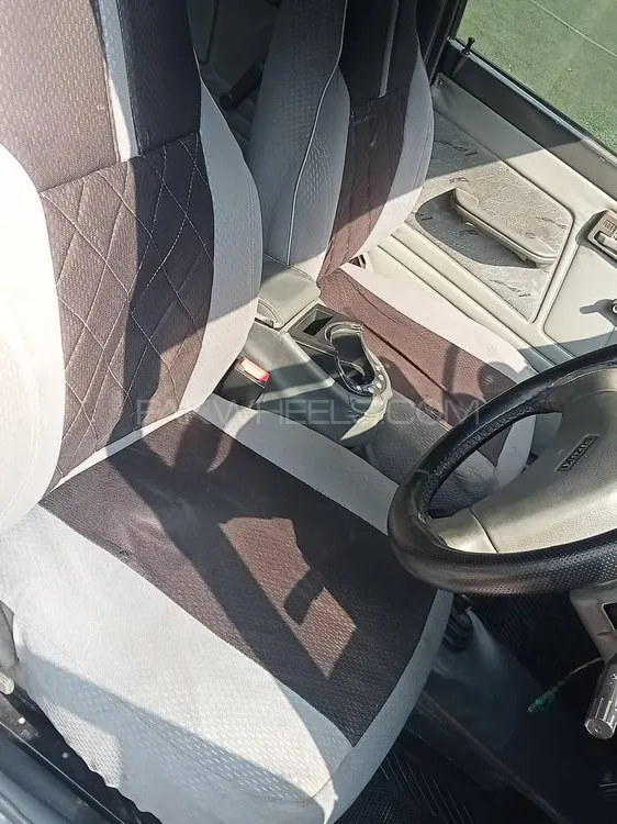 Suzuki Mehran 2010 for Sale in Lahore Suzuki Mehran 2010 for Sale in Lahore Image-3