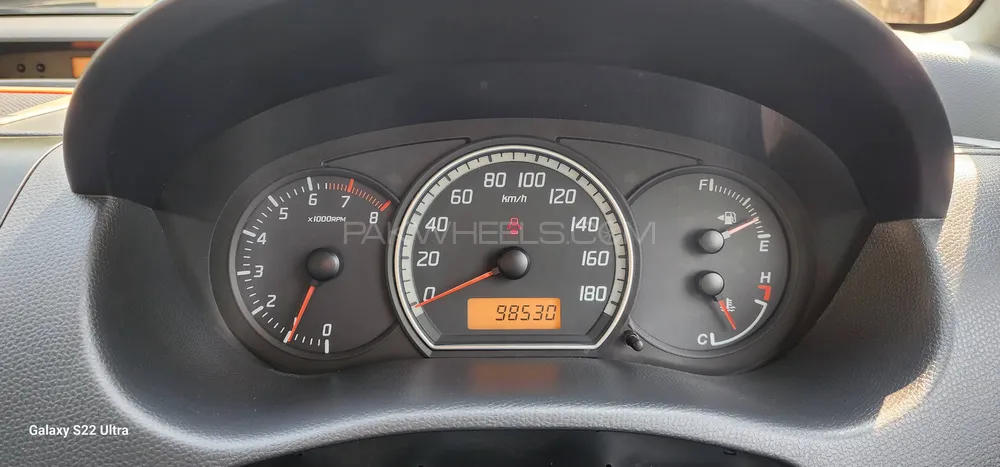 Suzuki Swift 2012 for Sale in Lahore Suzuki Swift 2012 for Sale in Lahore Image-7