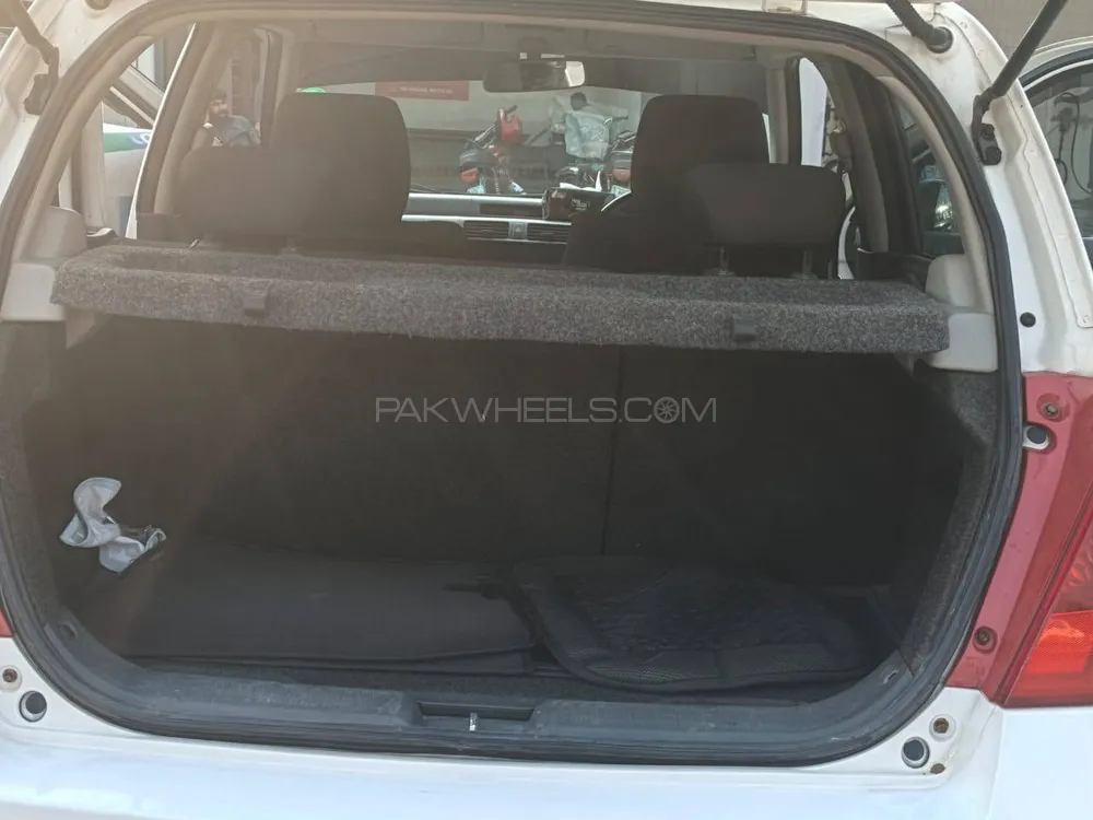 Suzuki Swift 2017 for Sale in Lahore Suzuki Swift 2017 for Sale in Lahore Image-7
