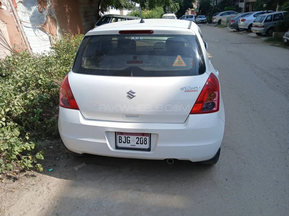 Suzuki Swift 2017 for Sale in Karachi Suzuki Swift 2017 for Sale in Karachi Image-5