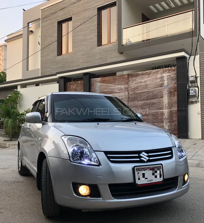 سوزوکی سوئفٹ 2018 for Sale in کراچی سوزوکی سوئفٹ 2018 for Sale in کراچی Image-3