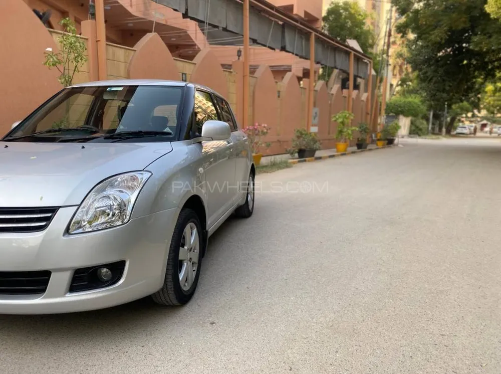 Suzuki Swift 2019 for Sale in Karachi Suzuki Swift 2019 for Sale in Karachi Image-4
