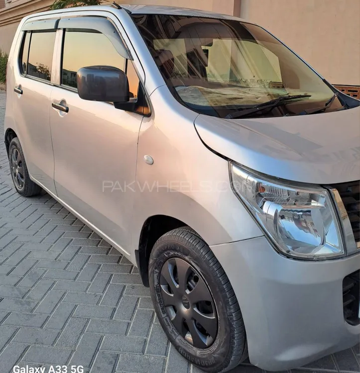 Suzuki Wagon R 2015 for Sale in Karachi Suzuki Wagon R 2015 for Sale in Karachi Image-10