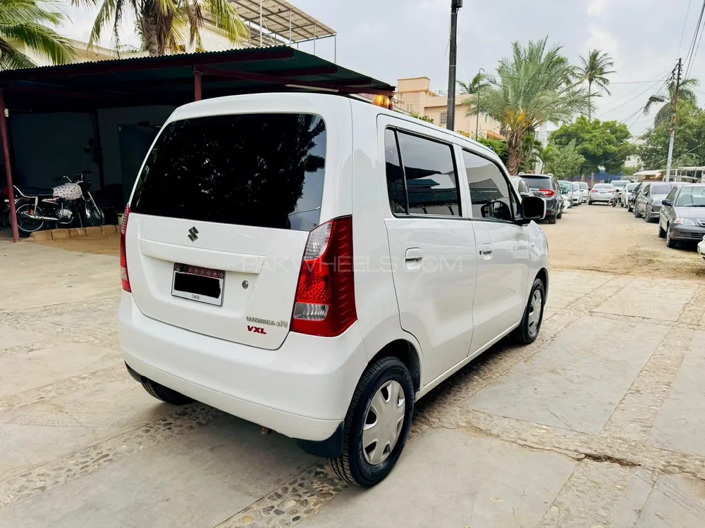 Suzuki Wagon R 2017 for Sale in Karachi Suzuki Wagon R 2017 for Sale in Karachi Image-4