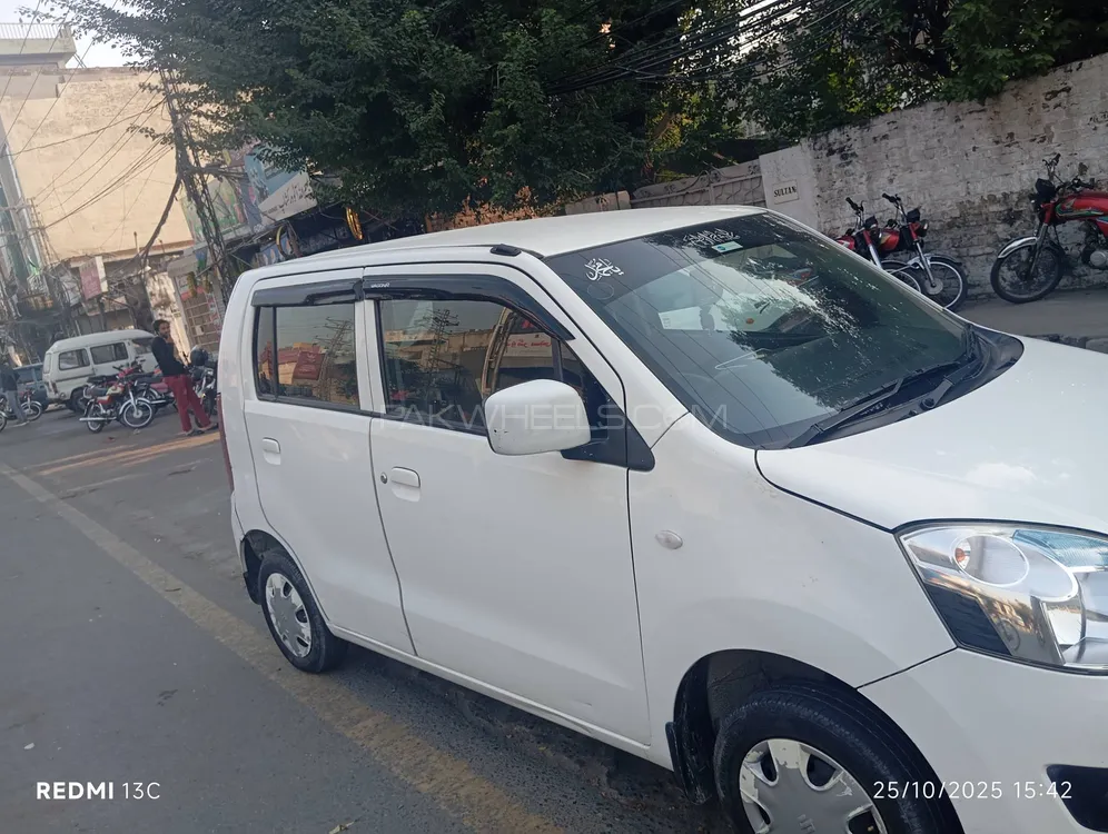 Suzuki Wagon R 2017 for Sale in Lahore Suzuki Wagon R 2017 for Sale in Lahore Image-2