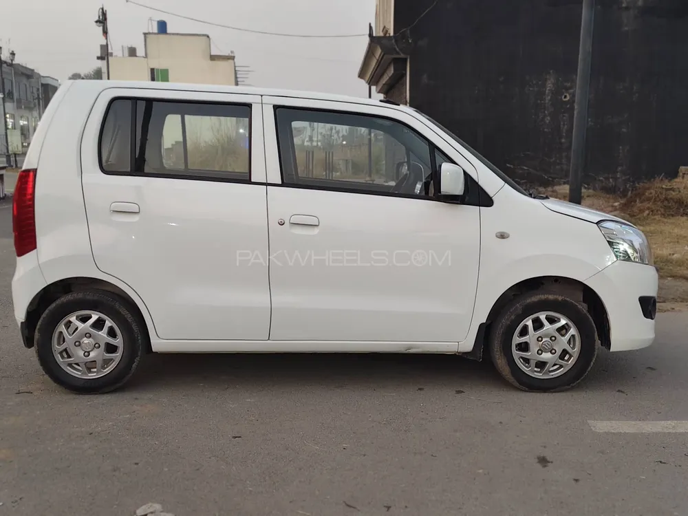 Suzuki Wagon R 2022 for Sale in Sialkot Suzuki Wagon R 2022 for Sale in Sialkot Image-8