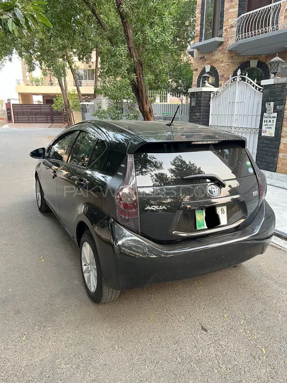 Toyota Aqua 2012 for Sale in Lahore Toyota Aqua 2012 for Sale in Lahore Image-6