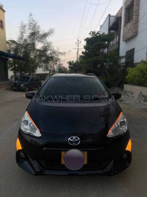Toyota Aqua 2015 for Sale in Karachi Toyota Aqua 2015 for Sale in Karachi Image-1